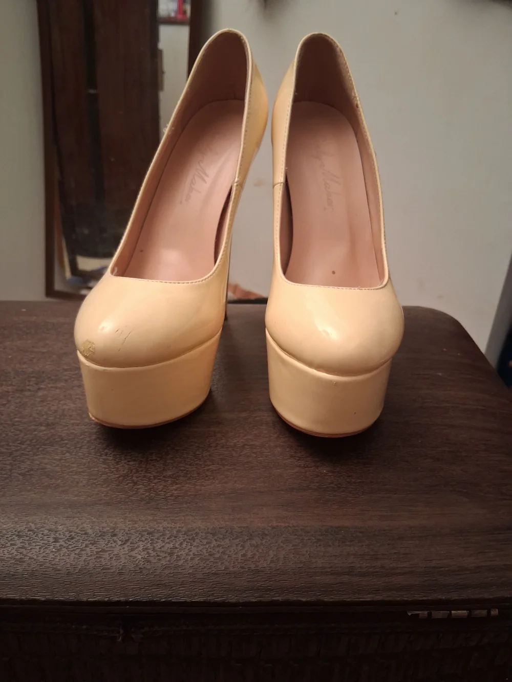 Classic Women's Platform Pumps in Pale Yellow - Designer Style